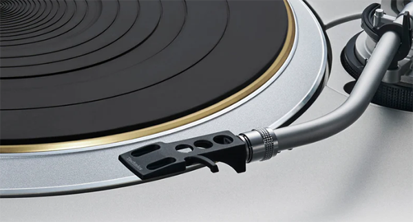  091024.apnews.technicsslgpic8tonearm.png 