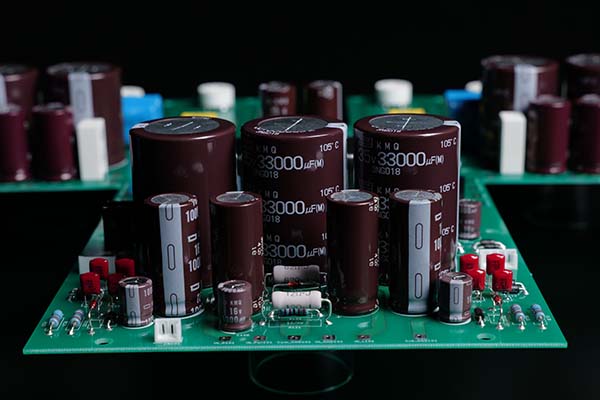  021925.apnews.dsaudioTB-100powersupply.jpg