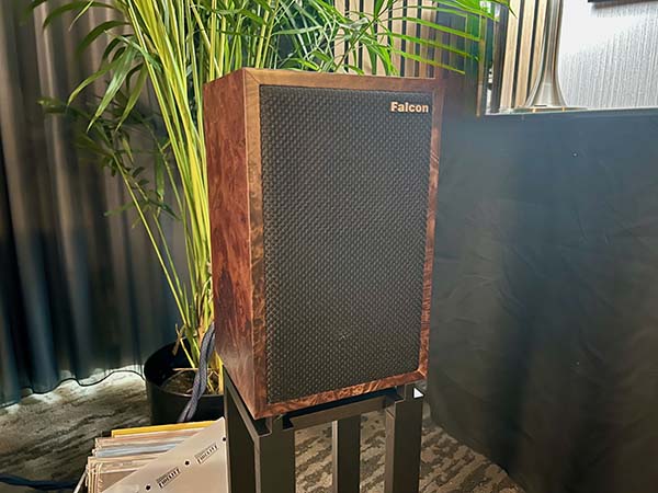  050325.axpona.Falconspeaker.jpg