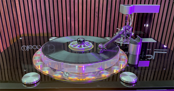  060525.apmunichturntablevid7.png